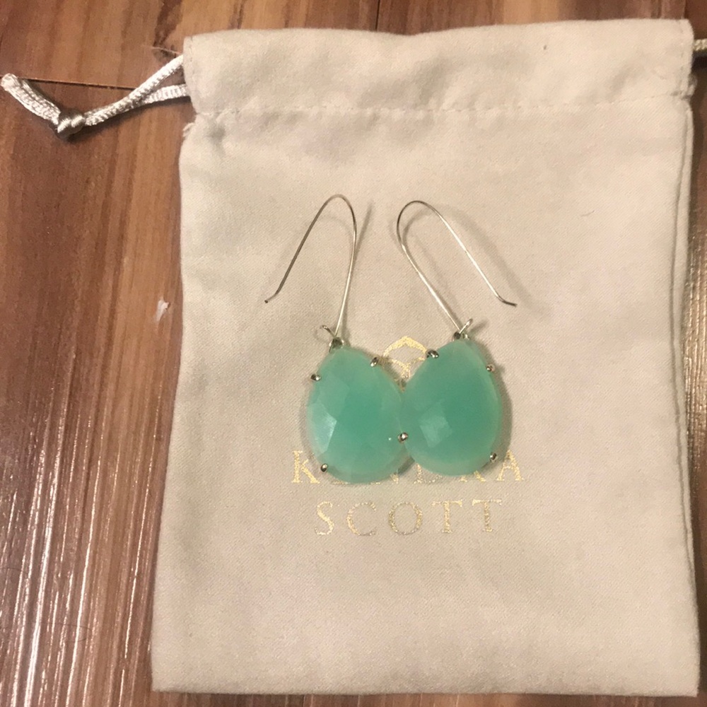 Discontinued Kendra Scott Allison earrings